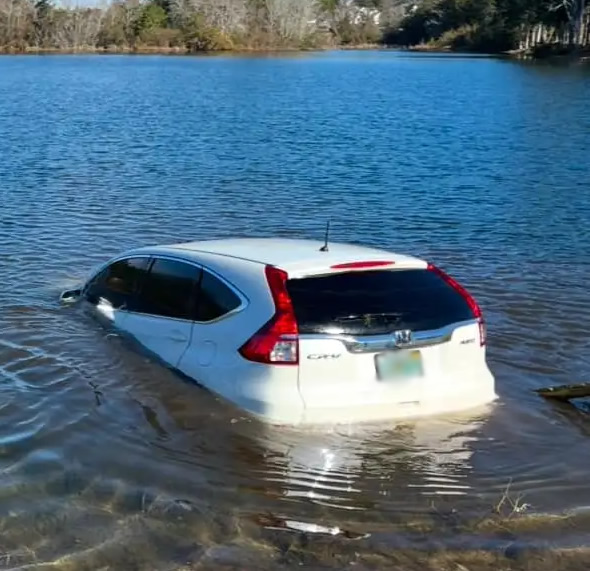 underwater vehicle recovery
